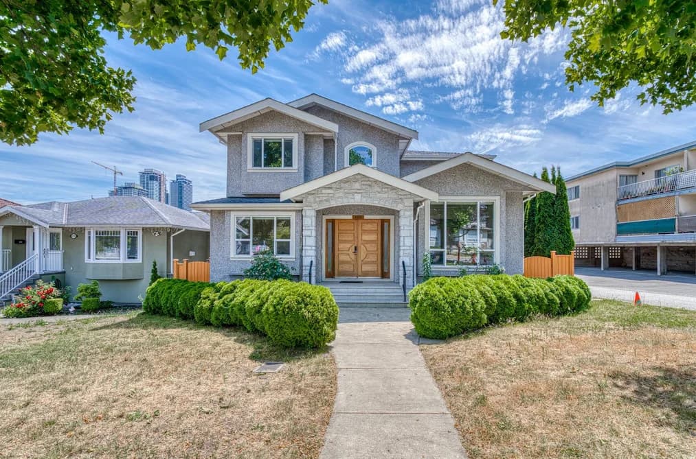 4330 WILLIAM STREET, Burnaby, BC — Residential for Sale - Photo 2