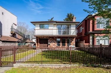 House for sale at 4332 Victoria Drive Vancouver British Columbia - MLS: R3114788