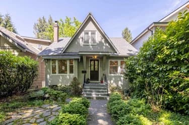 House for sale at 4343 11th Avenue Vancouver British Columbia - MLS: R3132250