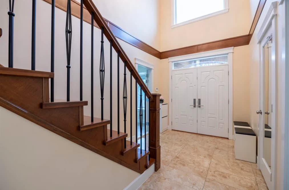 4346 WILDWOOD CRESCENT, Burnaby, BC — Residential for Sale - Photo 2