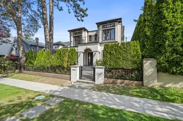 House for sale at 4347 W 9th Avenue Vancouver British Columbia - MLS: R3137512