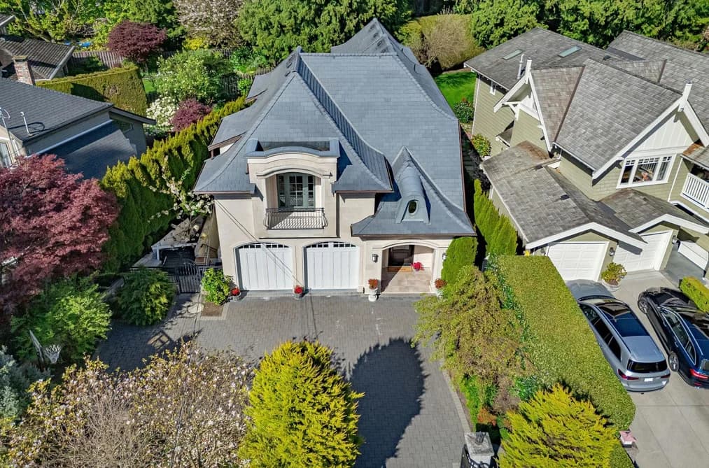 4348 ERWIN DRIVE, West Vancouver, BC — Residential for Sale - Photo 2