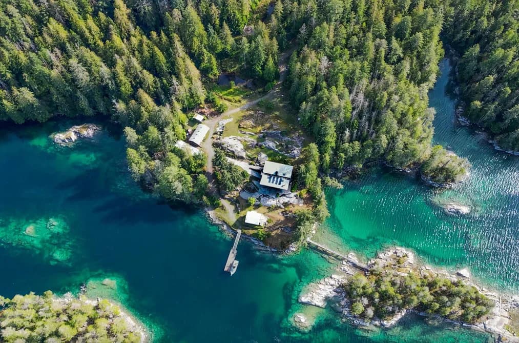 4355 BLIND BAY SHORELINE, Nelson Island, BC — Residential for Sale - Main Photo