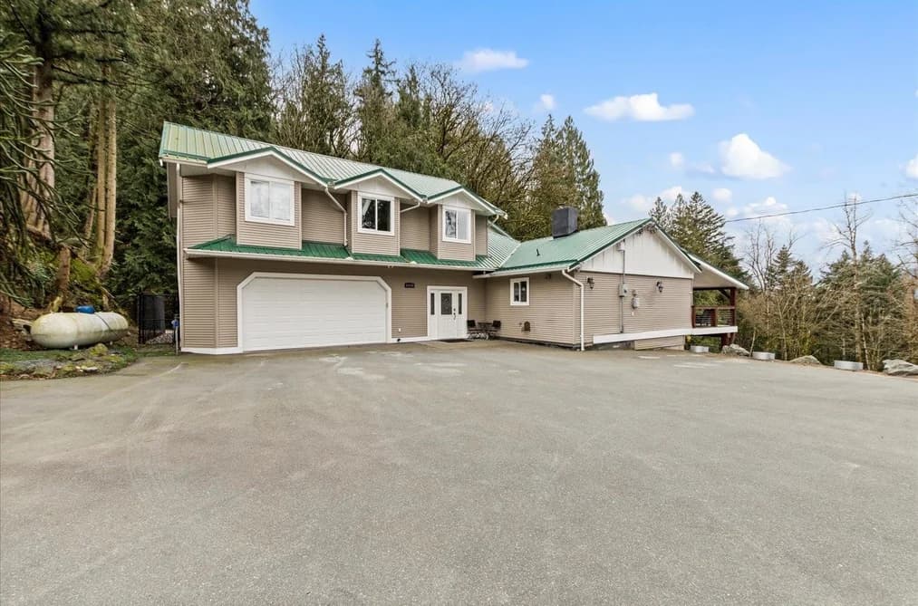 43590 CHILLIWACK MOUNTAIN ROAD, Chilliwack, BC — Residential for Sale - Main Photo
