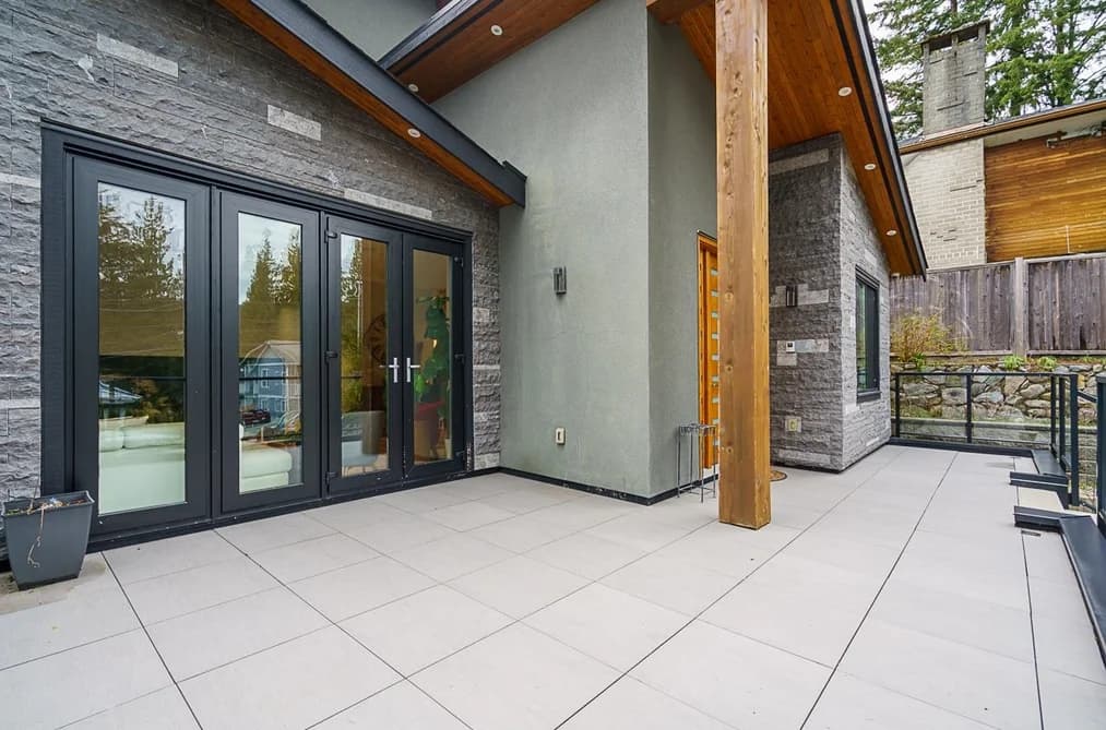 4365 MOUNTAIN HIGHWAY, North Vancouver, BC — Residential for Sale - Photo 2