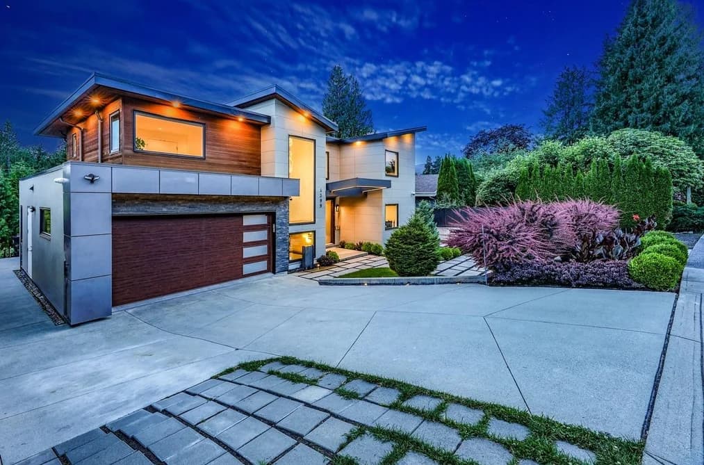 4399 HIGHLAND BOULEVARD, North Vancouver, BC — Residential for Sale - Main Photo