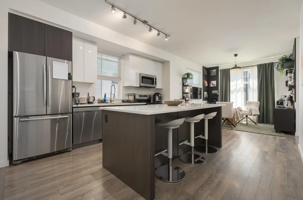 44 18681 68 AVENUE, Surrey, BC — Residential for Sale - Main Photo