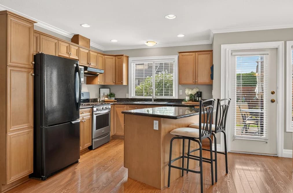 44 6449 BLACKWOOD LANE, Chilliwack, BC — Residential for Sale - Photo 2