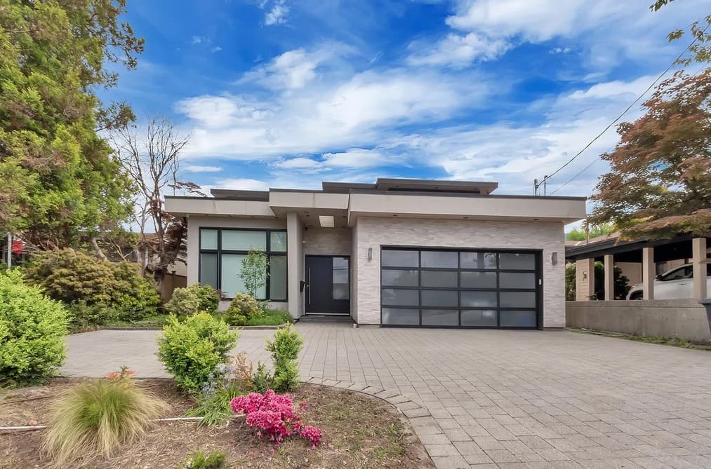 440 W QUEENS ROAD, North Vancouver, BC — Residential for Sale - Main Photo