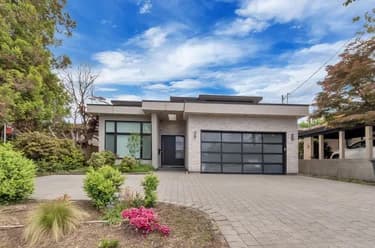 House for sale at 440 W Queens Road North Vancouver British Columbia - MLS: R3138739