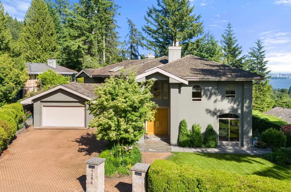 House for sale at 4406 Woodpark Road West Vancouver British Columbia - MLS: R3142312