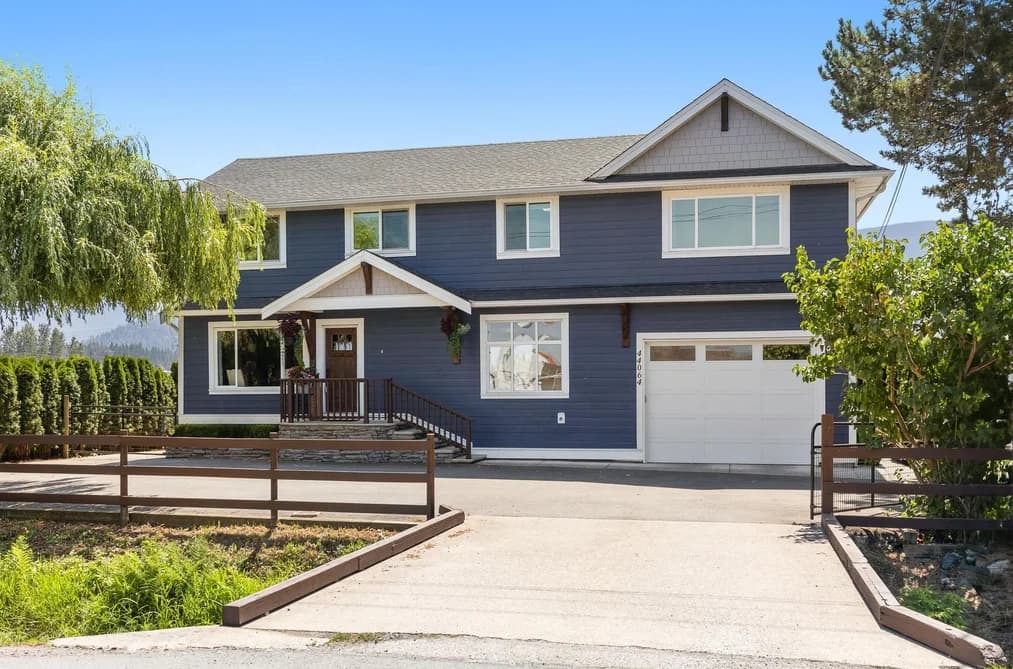 44064 SOUTH SUMAS ROAD, Chilliwack, BC — Residential for Sale - Main Photo
