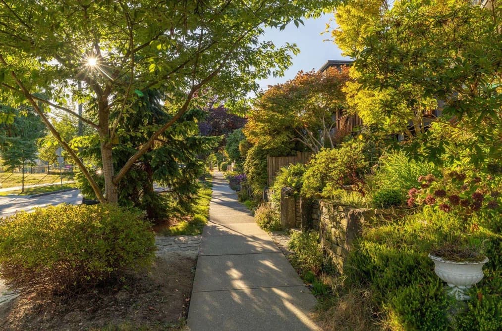 441 E 28TH AVENUE, Vancouver, BC — Residential for Sale - Photo 2