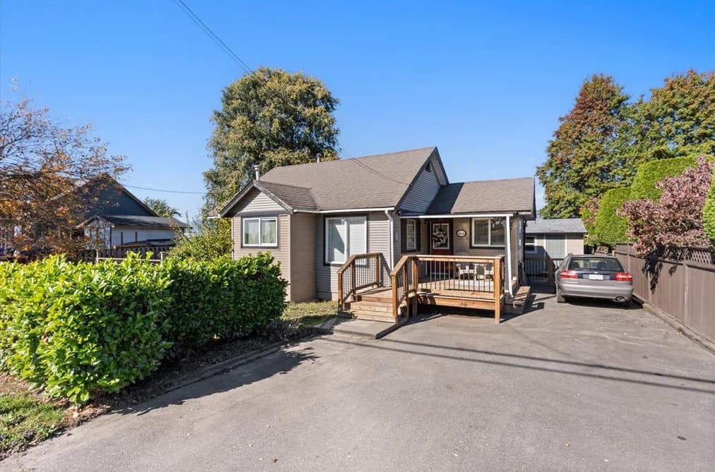 44165 SOUTH SUMAS ROAD, Chilliwack, BC — Residential for Sale - Main Photo