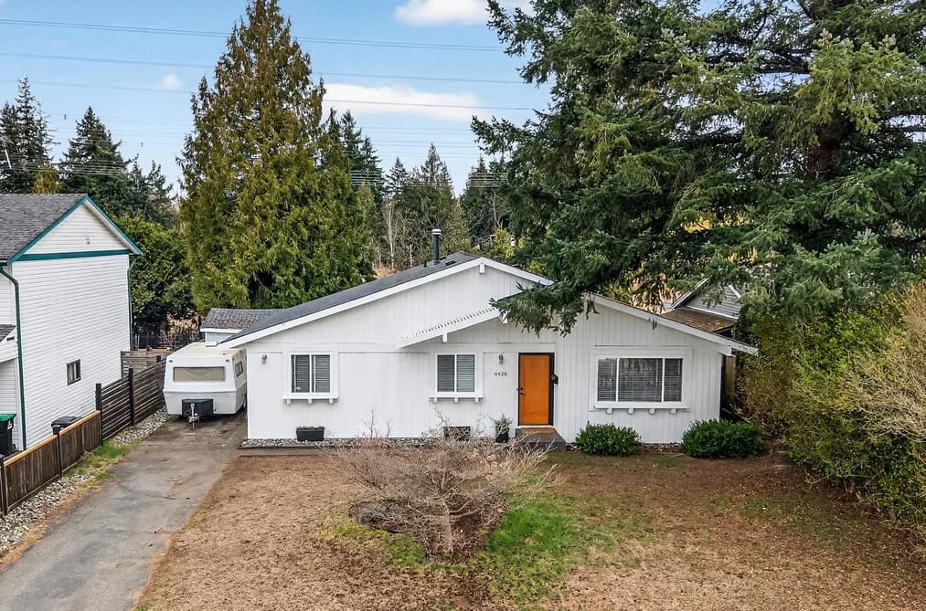 4428 203 STREET, Langley, BC — Residential for Sale - Photo 2