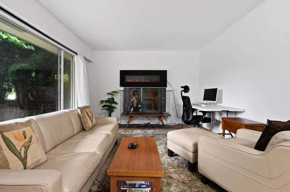443-445 W KEITH ROAD, North Vancouver, BC — Residential for Sale - Photo 2