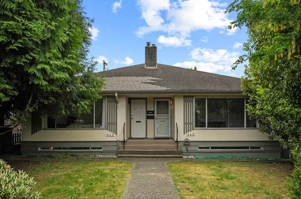 443-445 W KEITH ROAD, Vancouver, BC — Residential Income for Sale - Main Photo