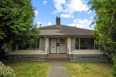 Duplex for sale at 443-445 W Keith Road Vancouver British Columbia - MLS: R3126952