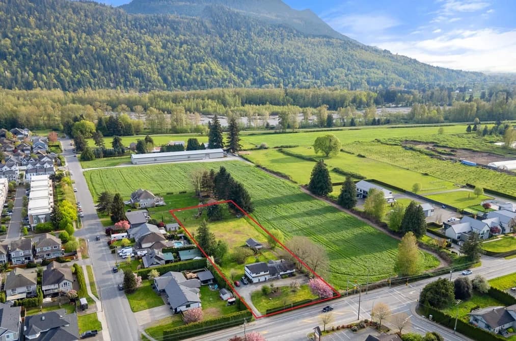 44366 KEITH WILSON ROAD, Chilliwack, BC — Residential for Sale - Main Photo