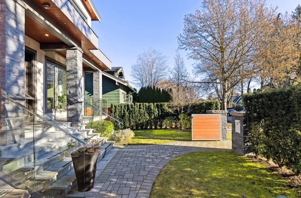 4437 W 13TH AVENUE, Vancouver, BC — Residential for Sale - Photo 2
