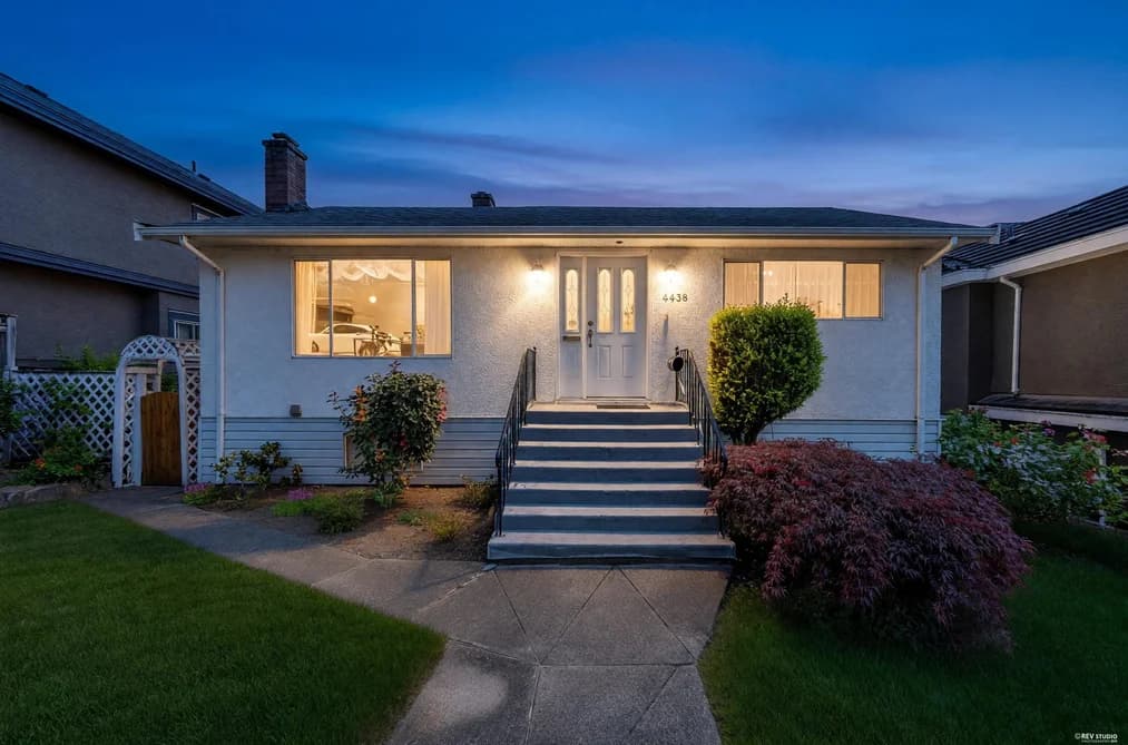 4438 DARWIN AVENUE, Burnaby, BC — Residential for Sale - Photo 2