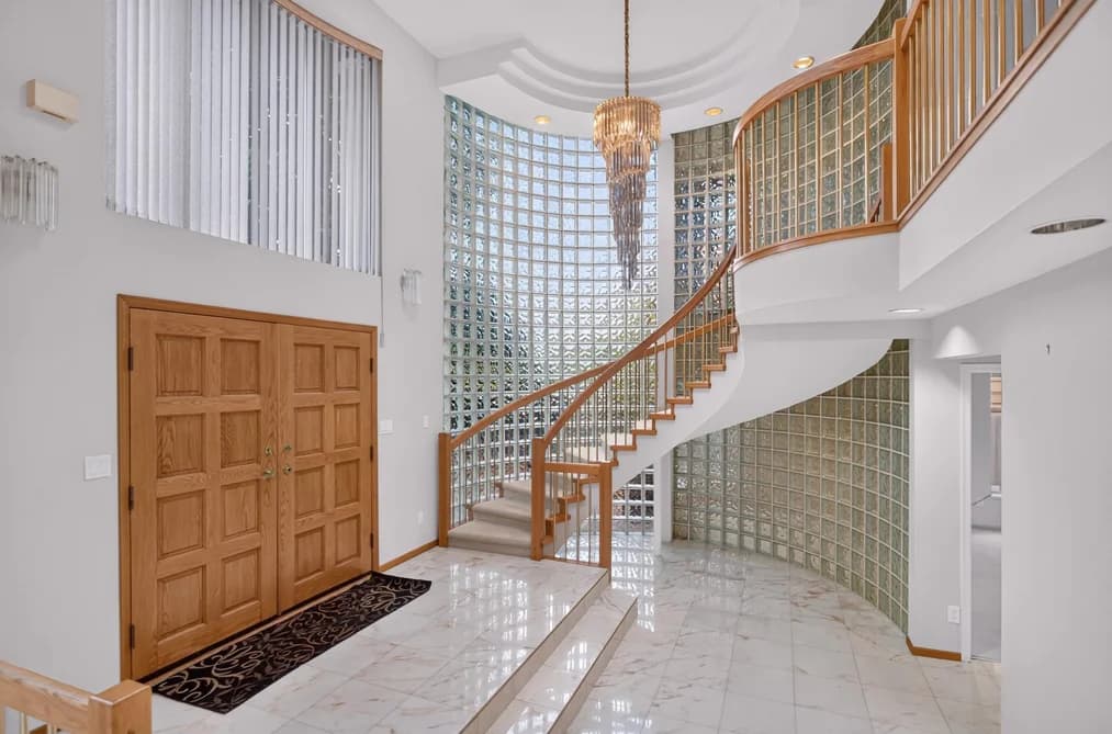 4452 Crown Street, Vancouver, BC - MLS: R3179882 - Photo 2 4452 Crown Street, Vancouver, BC - MLS: R3179882 - Photo 2