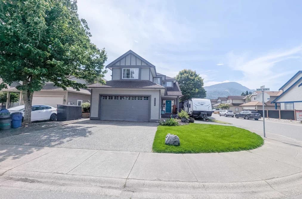 44582 MONTE VISTA DRIVE, Sardis, BC — Residential for Sale - Main Photo