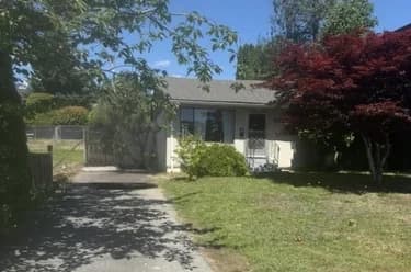 446 E 16th St, North Vancouver, BC - MLS: R3169619
