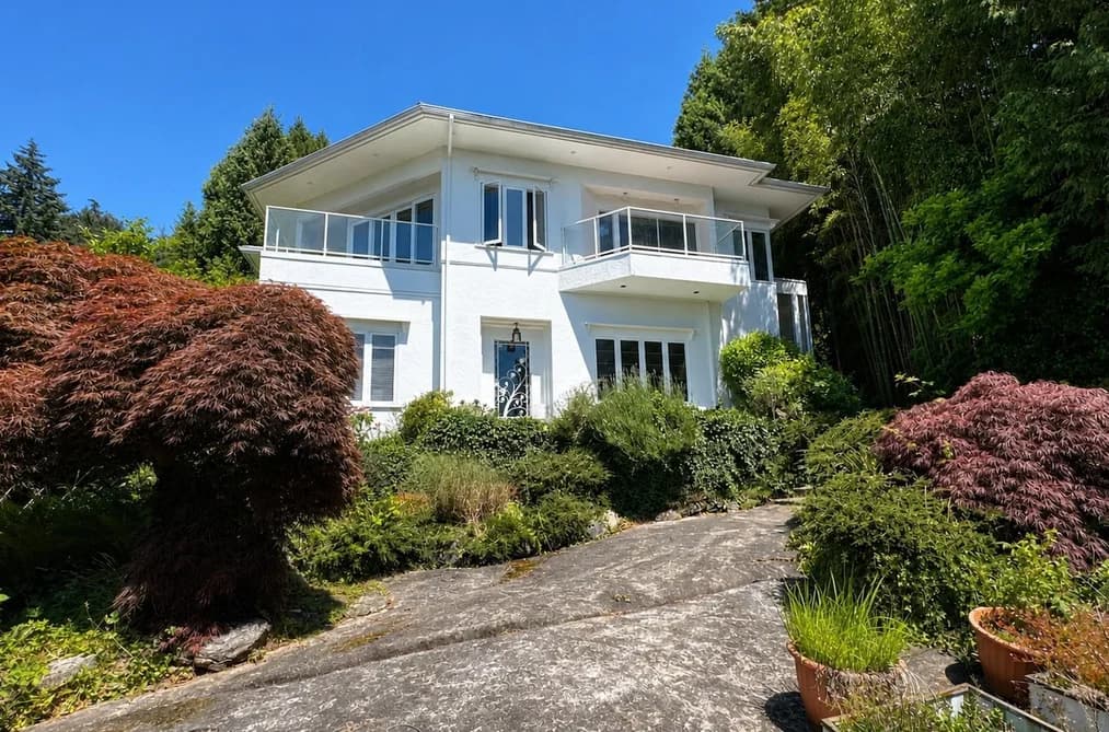 4468 STONE CRESCENT, West Vancouver, BC — Residential for Sale - Photo 2