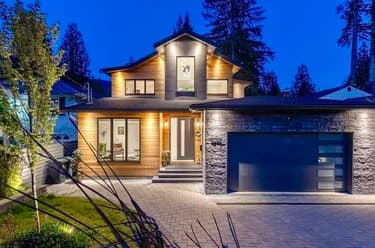 House for sale at 4470 Capilano Road North Vancouver British Columbia - MLS: R3142989
