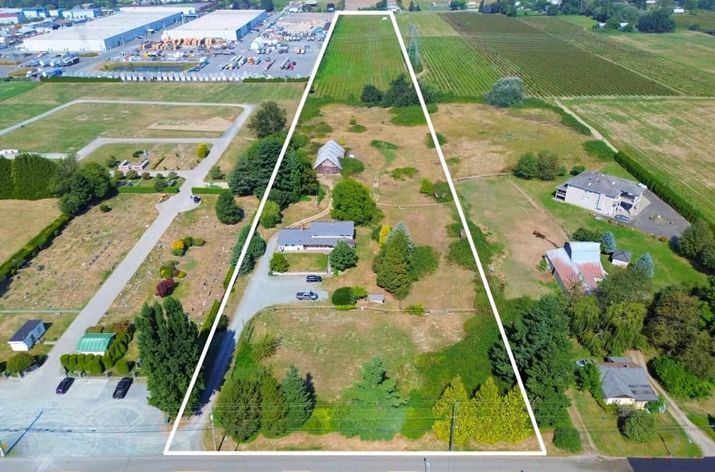 44705 WATSON ROAD, Chilliwack, BC — Residential for Sale - Photo 2