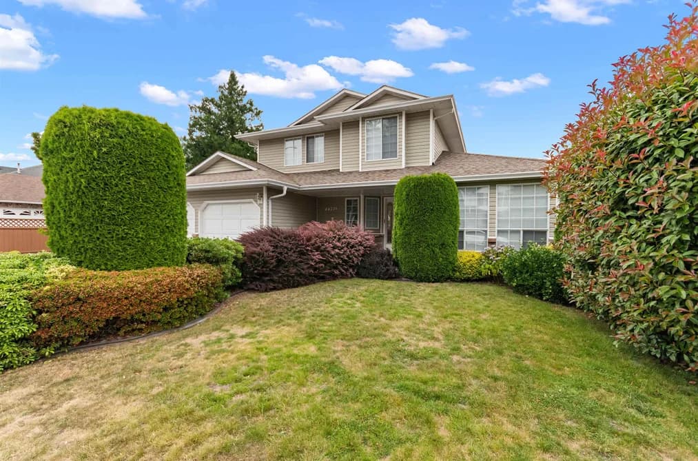 44739 CUMBERLAND AVENUE, Chilliwack, BC — Residential for Sale - Main Photo