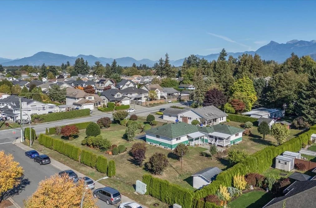 44810 KEITH WILSON ROAD, Chilliwack, BC — Residential for Sale - Photo 2