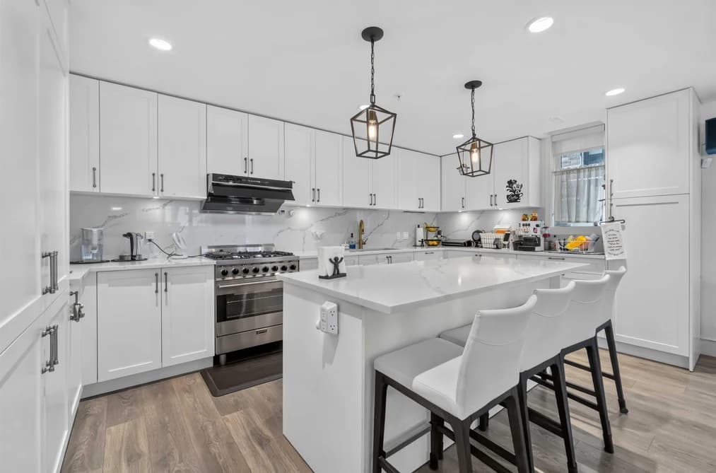 451 W 63RD AVENUE, Vancouver, BC — Residential for Sale - Photo 2