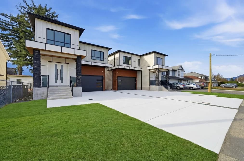 45130 WATSON ROAD, Chilliwack, BC — Residential for Sale - Main Photo