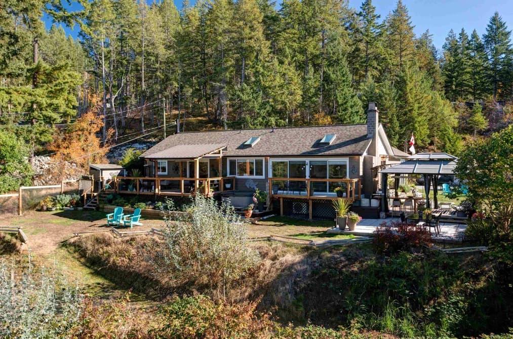 4517 POLLOCK ROAD, Pender Harbour, BC — Residential for Sale - Main Photo