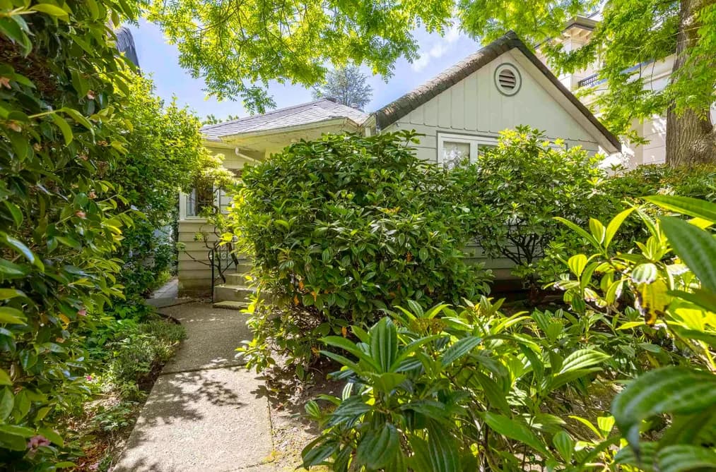4518 W 12TH AVENUE, Vancouver, BC — Residential for Sale - Photo 2