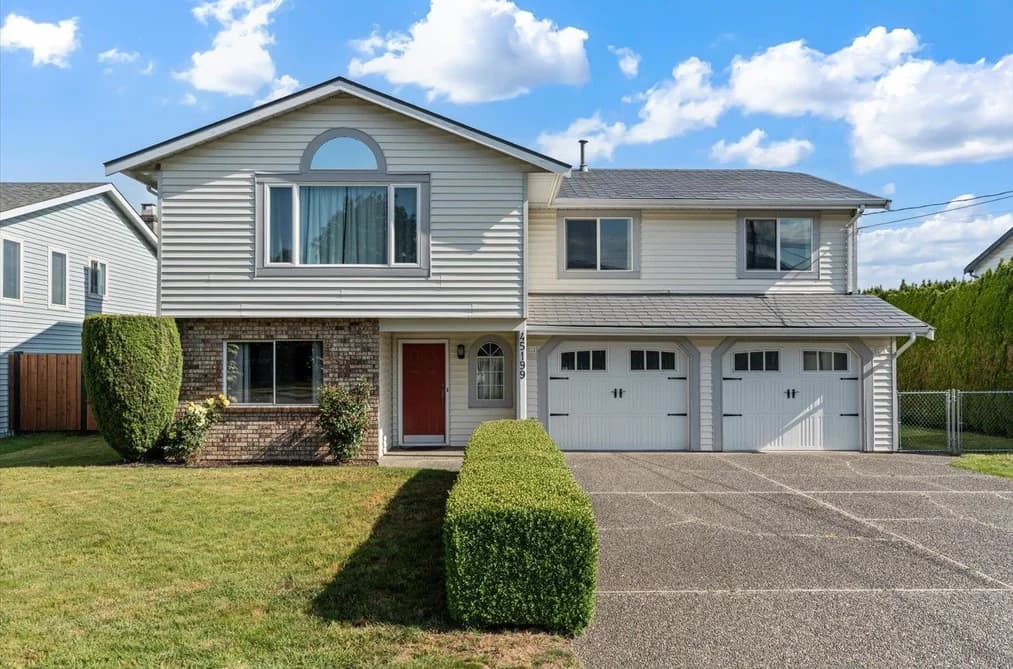 45199 STEVENSON ROAD, Chilliwack, BC — Residential for Sale - Main Photo