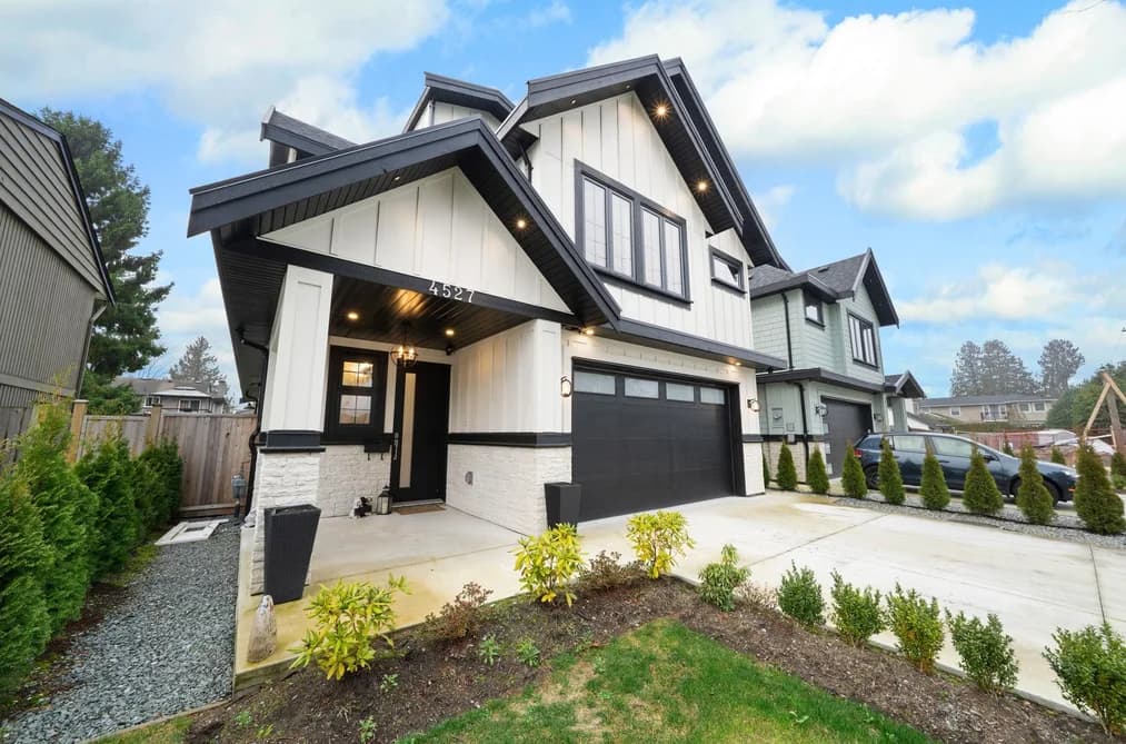 4527 46A STREET, Ladner, BC — Residential for Sale - Photo 2