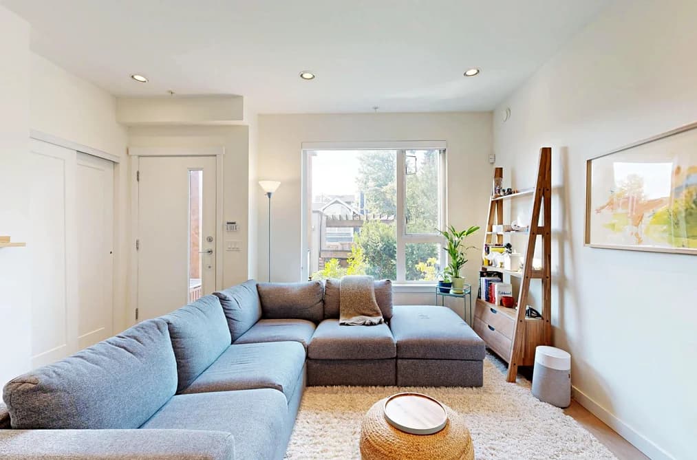 4527 EARLES STREET, Vancouver, BC — Residential for Sale - Photo 2