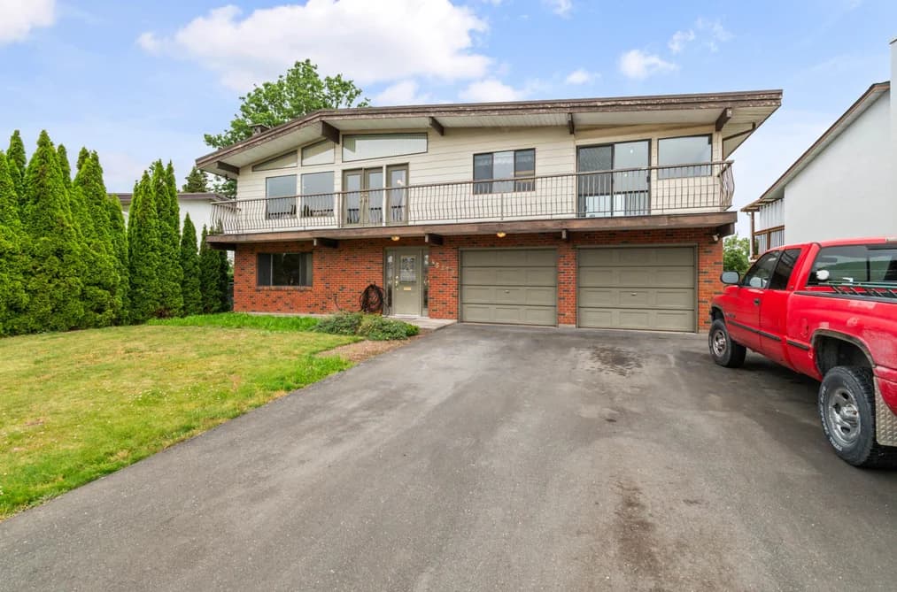 45279 LENORA CRESCENT, Chilliwack, BC — Residential for Sale - Main Photo