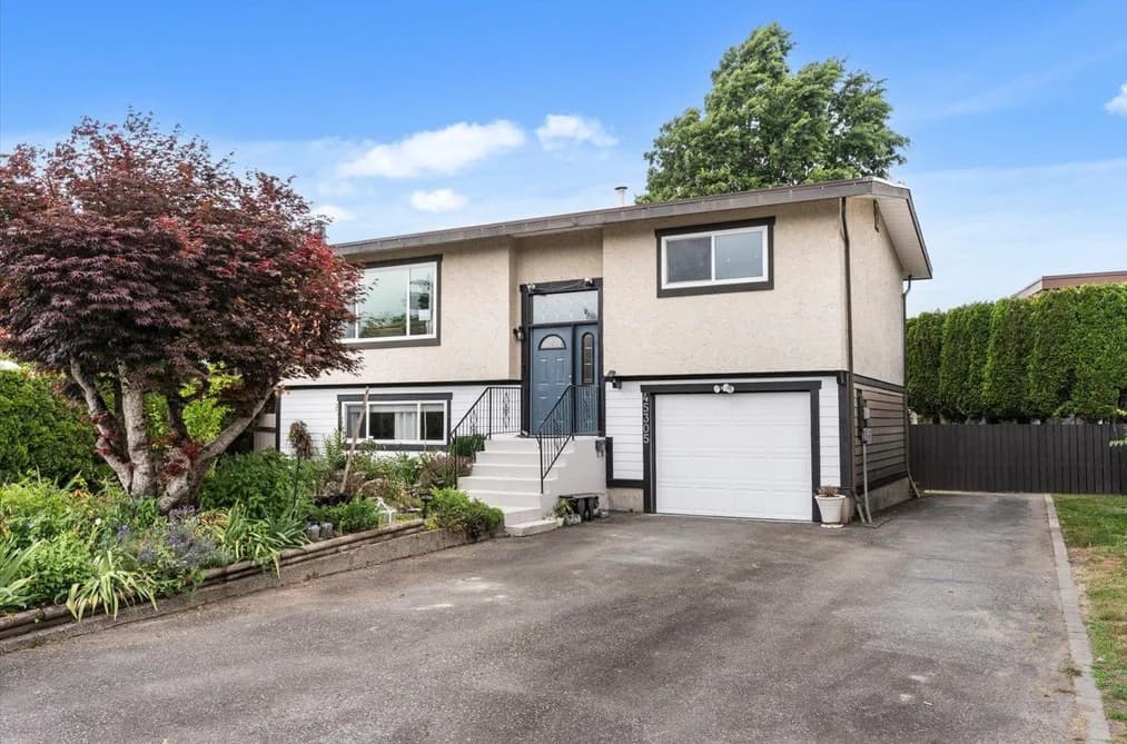 45305 PAISLEY AVENUE, Chilliwack, BC — Residential for Sale - Main Photo
