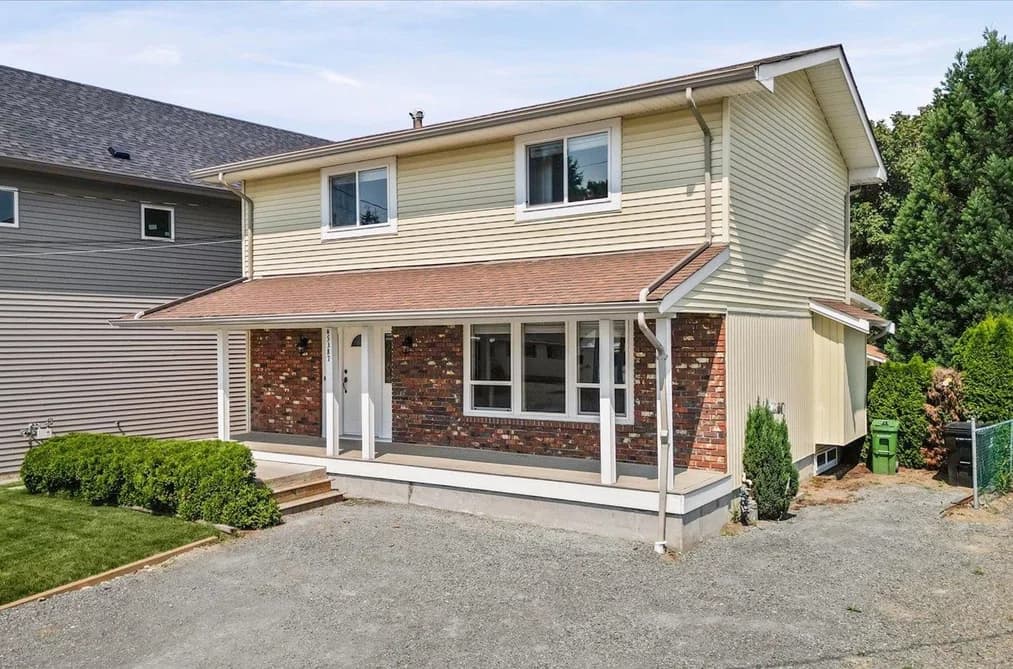 45387 JEWEL AVENUE, Chilliwack, BC — Residential for Sale - Photo 2