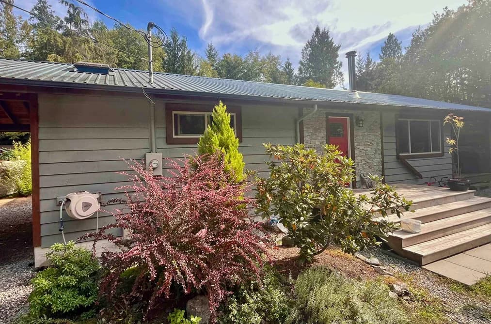 4540 MERRILL ROAD, Pender Harbour, BC — Residential for Sale - Main Photo