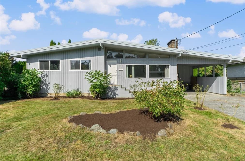 45415 BARTON AVENUE, Chilliwack, BC — Residential for Sale - Main Photo
