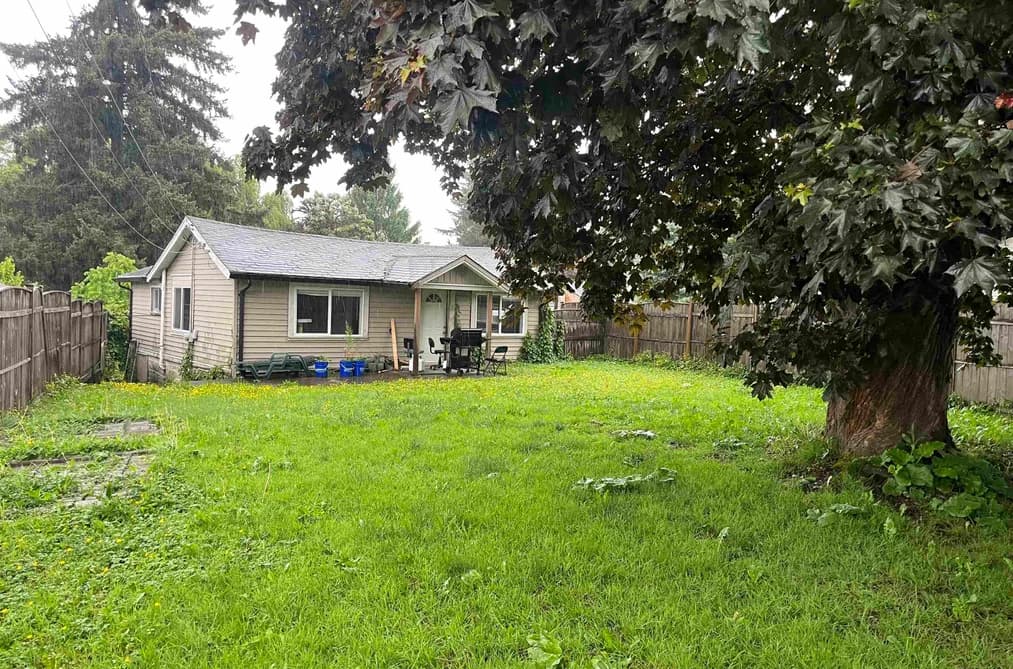 45589 WELLINGTON AVENUE, Chilliwack, BC — Residential for Sale - Main Photo