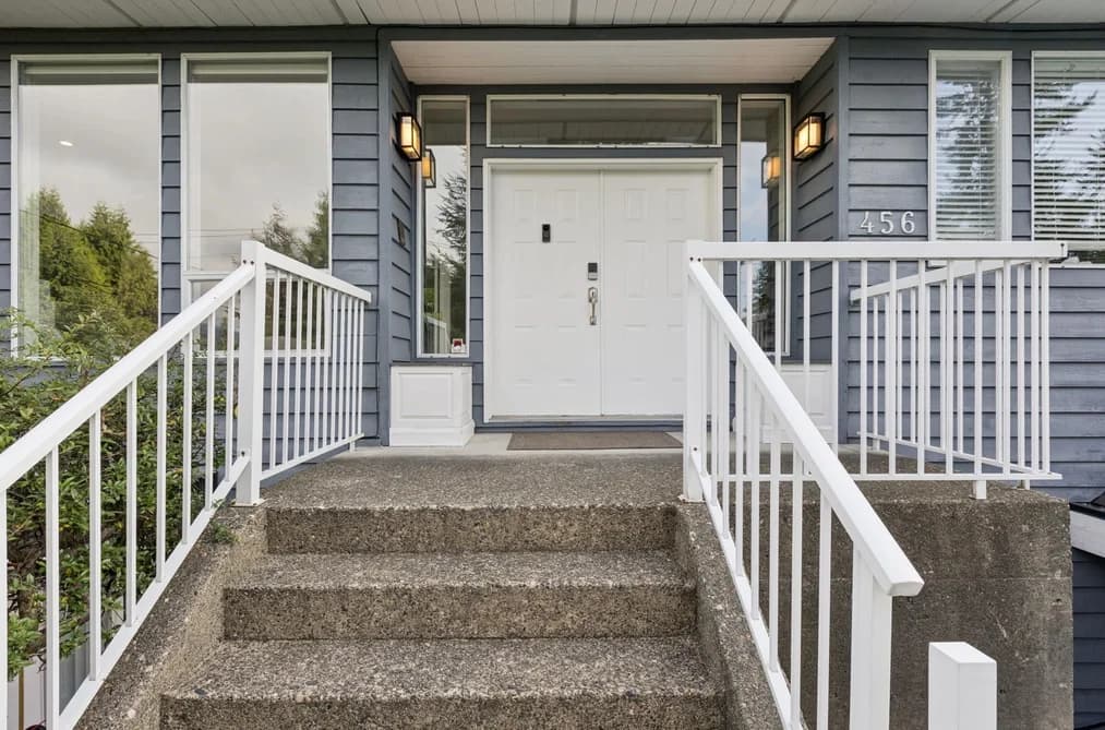 456 MONTROYAL BOULEVARD, North Vancouver, BC — Residential for Sale - Photo 2