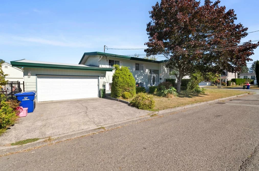 45675 Marshall Avenue, Chilliwack, BC - MLS: R3164569 - Photo 2 45675 Marshall Avenue, Chilliwack, BC - MLS: R3164569 - Photo 2