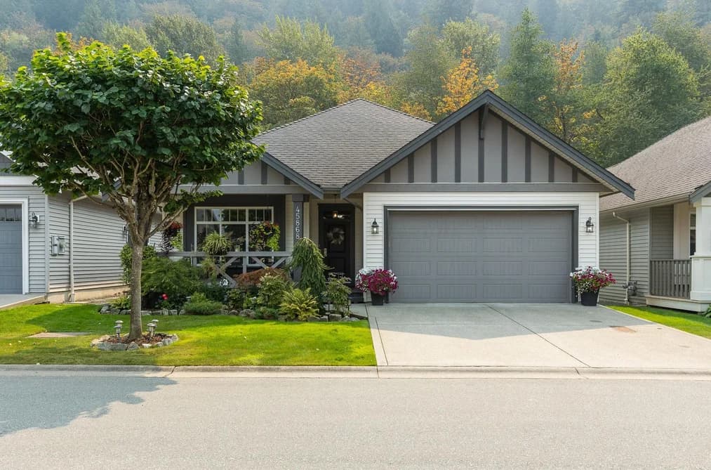 45868 S FOXRIDGE CRESCENT, Chilliwack, BC — Residential for Sale - Main Photo