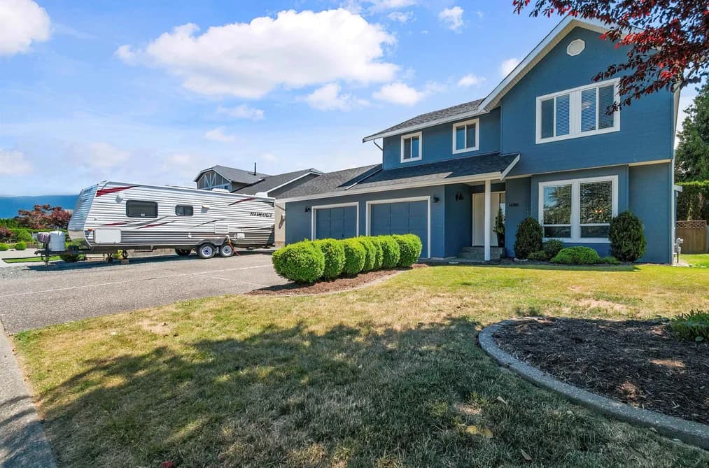 45900 BRITTON AVENUE, Chilliwack, BC — Residential for Sale - Photo 2